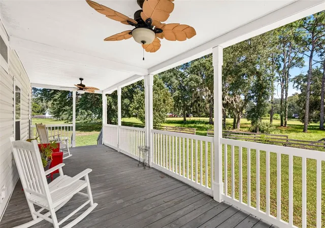 Photo 2 of Manufactured home for sale at 10006 Evanston Ln, Wesley Chapel, FL 33545 | MLS# TB8549707 | Listing updated on 2026-10-09