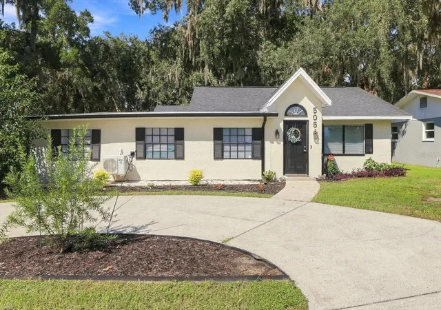Photo 3 of Single family home for sale at 505 Hickory Rd, Inverness, FL 34450 | MLS# OM732467 | Listing updated on 2026-09-19