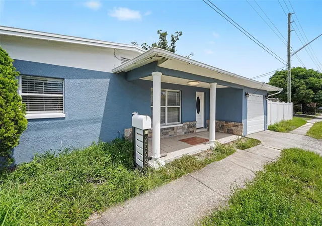 Photo 2 of Single family home for sale at 2593 38th Avenue N #B, Saint Petersburg, FL 33713 | MLS# TB8549720 | Listing updated on 2026-10-13