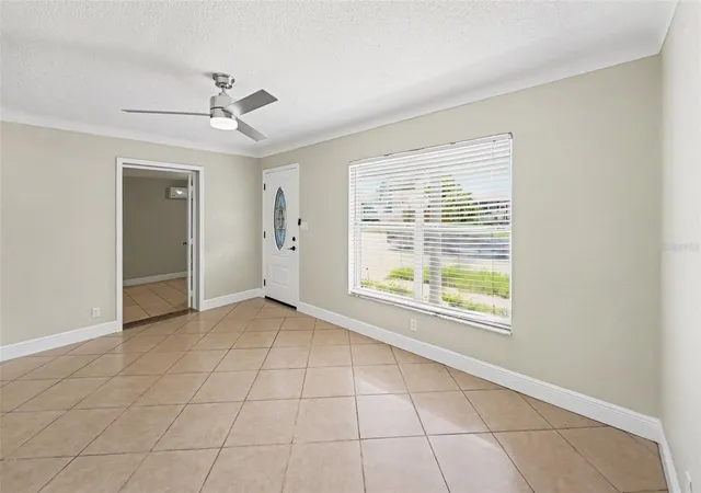 Photo 4 of Single family home for sale at 2593 38th Avenue N #B, Saint Petersburg, FL 33713 | MLS# TB8549720 | Listing updated on 2026-10-13