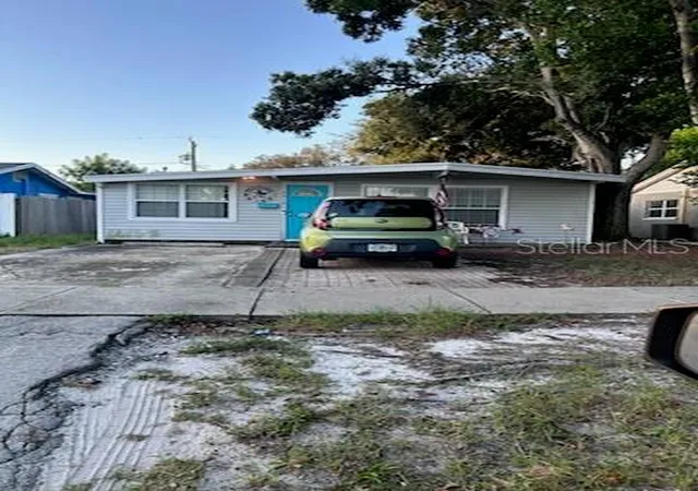 Photo 2 of Single family home for sale at 4218 12th Avenue N, Saint Petersburg, FL 33713 | MLS# O6442843 | Listing updated on 2026-09-18