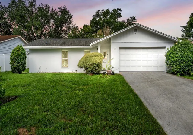Photo 1 of Single family home for sale at 6137 Waterman Ln, Lakeland, FL 33812 | MLS# S5157843 | Listing updated on 2026-09-29