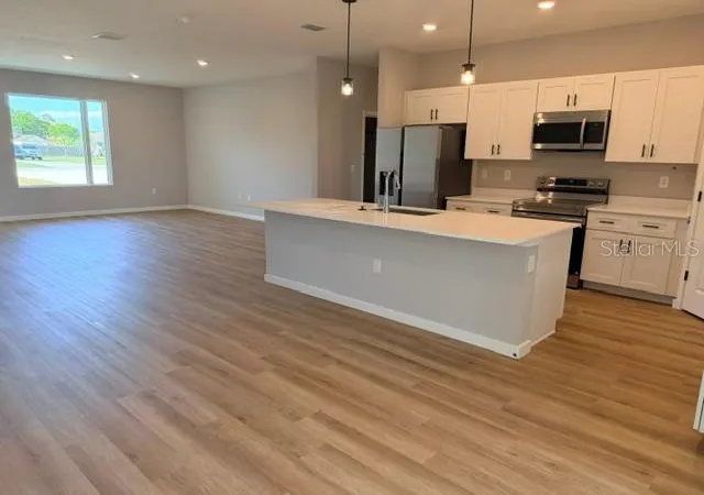 Photo 4 of Single family home for sale at 13907 SW 53 Road St, Dunnellon, FL 34432 | MLS# OM732468 | Listing updated on 2026-09-18