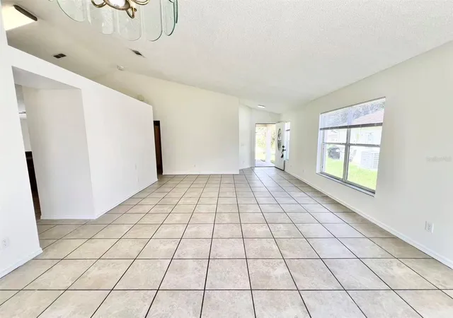 Photo 4 of Single family home for sale at 69 N Cervidae Dr, Apopka, FL 32703 | MLS# O6442847 | Listing updated on 2026-09-19