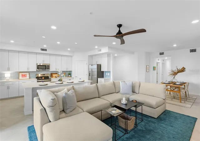 Photo 3 of Condo for sale at 12640 Radiance Ct #102, Venice, FL 34293 | MLS# A4706545 | Listing updated on 2026-09-30