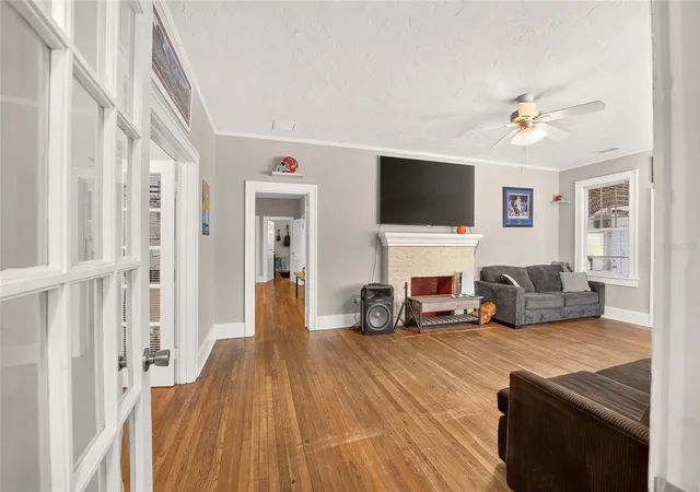 Photo 4 of Sale Pending at 1714 NW 3rd Place, Gainesville, FL 32603 | MLS# GC543594 | Listing updated on 2026-09-28