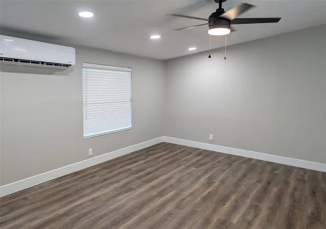 Photo 2 of Manufactured home for sale at 24304 Maxwell St, Astor, FL 32102 | MLS# R4912026 | Listing updated on 2026-09-28