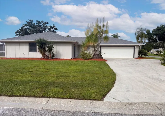 Single family home for sale at 8022 Timber Lake Ln, SARASOTA, FL 34243 | MLS# O6442866