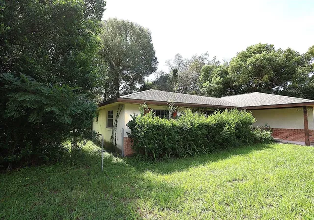 Photo 3 of Single family home for sale at 339 Colomba Rd, Debary, FL 32713 | MLS# O6442867 | Listing updated on 2026-09-23