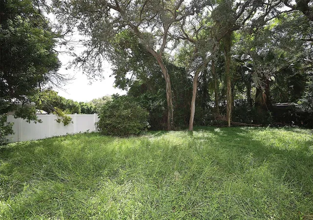 Photo 4 of Single family home for sale at 339 Colomba Rd, Debary, FL 32713 | MLS# O6442867 | Listing updated on 2026-09-23
