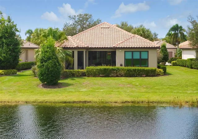 Photo 3 of Single family home for sale at 5231 Castello Ln, Bradenton, FL 34211 | MLS# A4706552 | Listing updated on 2026-09-18