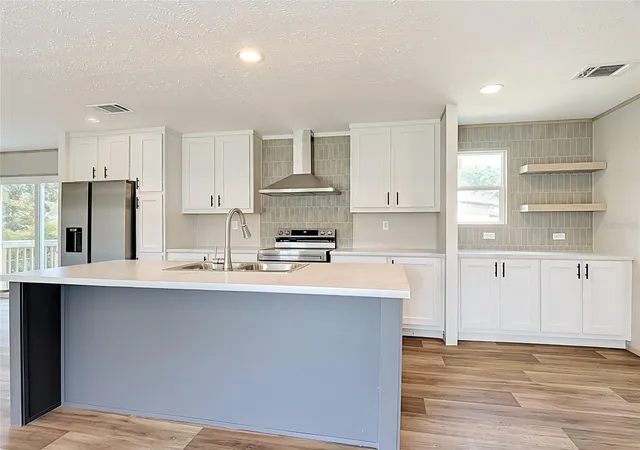 Photo 3 of Manufactured home for sale at 5340 Topeka Ave, Saint Cloud, FL 34773 | MLS# O6442873 | Listing updated on 2026-09-26