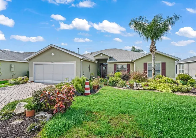 Photo 3 of Single family home for sale at 402 Grand Vista Trl, Leesburg, FL 34748 | MLS# G5117952 | Listing updated on 2026-10-05