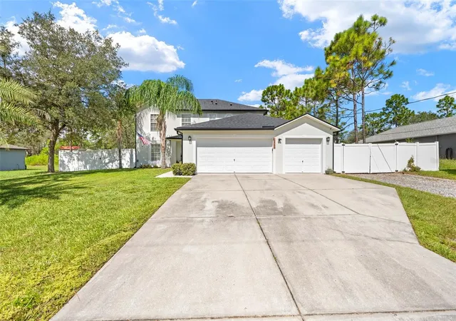 Photo 1 of Single family home for sale at 12299 Lark Sparrow Rd, Weeki Wachee, FL 34614 | MLS# TB8549762 | Listing updated on 2026-10-06