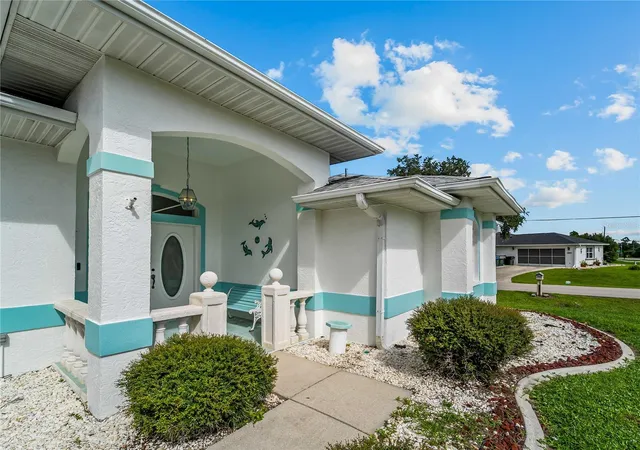 Photo 3 of Single family home for sale at 4009 Atwater Dr, North Port, FL 34288 | MLS# D6148827 | Listing updated on 2026-09-24