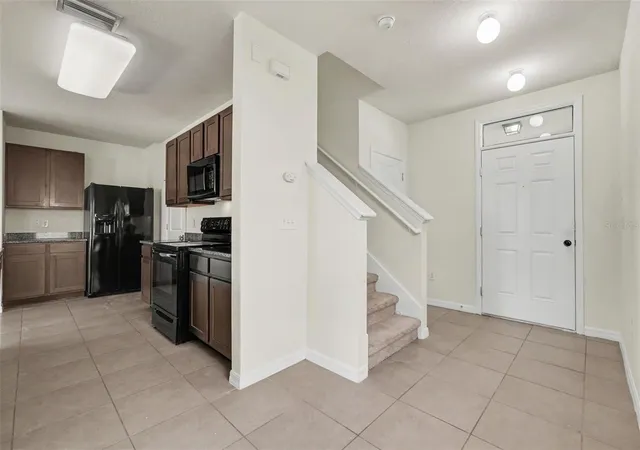 Photo 4 of Single family home for sale at 7796 Tuscan Bay Cir, Wesley Chapel, FL 33545 | MLS# TB8549774 | Listing updated on 2026-09-19
