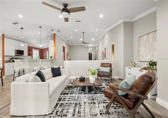 Photo 2 of Single family home for sale at 787 Veronica Cir, Ocoee, FL 34761 | MLS# O6442886 | Listing updated on 2026-09-20