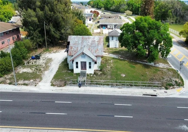 Photo 1 of Single family home for sale at 980 S Lake Shore Way, Lake Alfred, FL 33850 | MLS# L4965144 | Listing updated on 2026-09-23