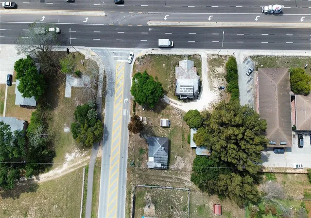 Photo 4 of Single family home for sale at 980 S Lake Shore Way, Lake Alfred, FL 33850 | MLS# L4965144 | Listing updated on 2026-09-23