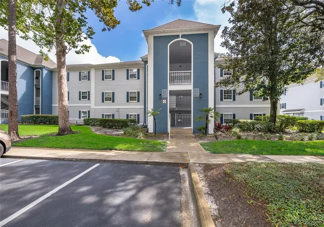 Photo 1 of Condo for sale at 5104 Clubside Dr #5104, Longwood, FL 32779 | MLS# O6442895 | Listing updated on 2026-09-18