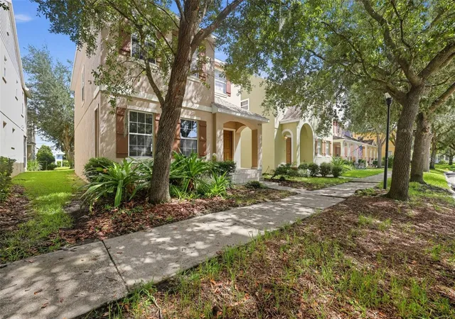 Photo 2 of Single family home for sale at 16234 Bridgewalk Dr, Lithia, FL 33547 | MLS# TB8549783 | Listing updated on 2026-09-18