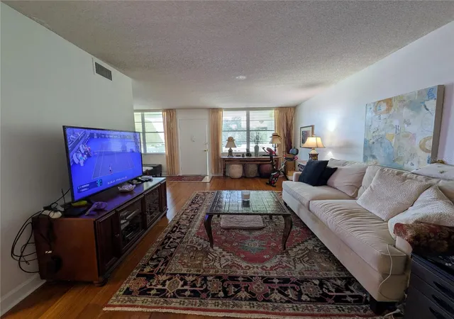 Photo 4 of Condo for sale at 4885 1st Street NE #216, Saint Petersburg, FL 33703 | MLS# TB8549785 | Listing updated on 2026-10-05