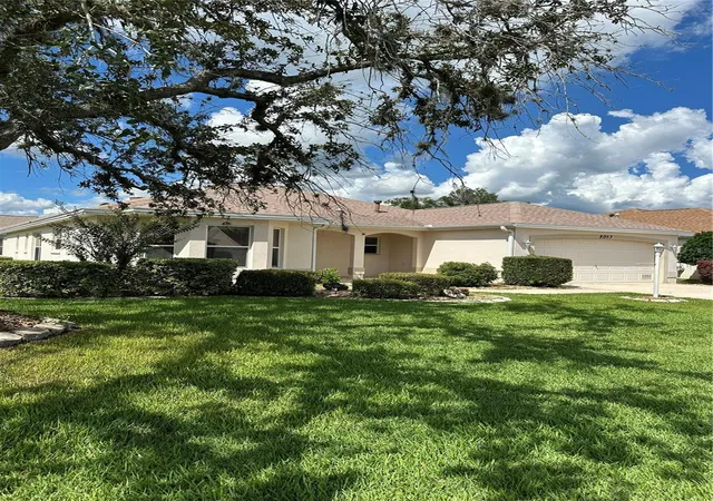 Photo 2 of Single family home for sale at 8053 Se 171st Mcalpin St, The Villages, FL 32162 | MLS# O6442908 | Listing updated on 2026-09-19
