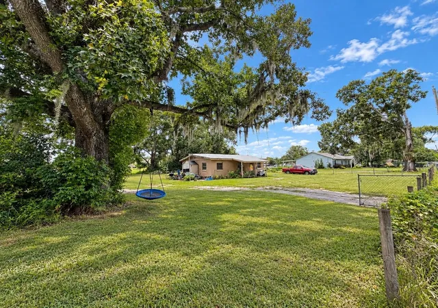 Photo 2 of Single family home for sale at 1800 Crawford Ave, Saint Cloud, FL 34769 | MLS# O6442918 | Listing updated on 2026-09-22