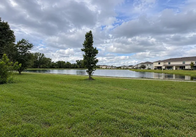 Photo 2 of Single family home for sale at 1800 Crawford Ave, Saint Cloud, FL 34769 | MLS# O6442918 | Listing updated on 2026-09-30