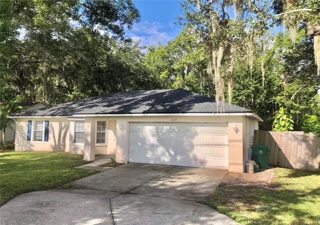 Photo 2 of Single family home for sale at 1606 Beulah Rd, Winter Garden, FL 34787 | MLS# S5157851 | Listing updated on 2026-10-20