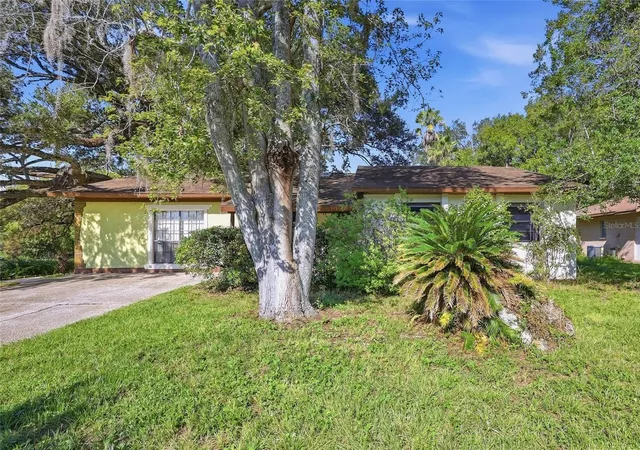 Photo 2 of Single family home for sale at 1310 SW 76th Drive, Gainesville, FL 32607 | MLS# GC543600 | Listing updated on 2026-09-20