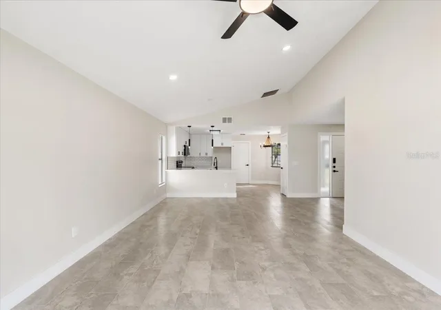 Photo 4 of Single family home for sale at 1015 Ocala Woods Ln, Orlando, FL 32824 | MLS# S5157853 | Listing updated on 2026-09-21