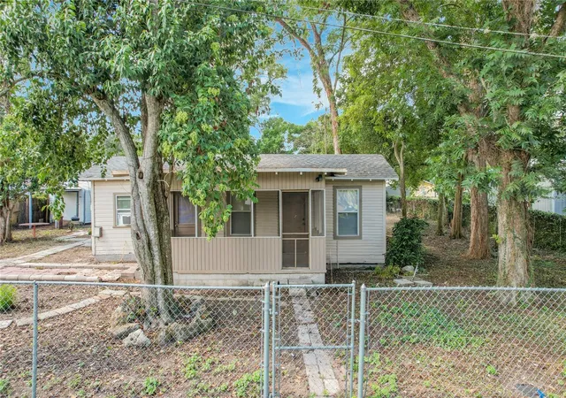 Photo 3 of Single family home for sale at 5509 10th Street Se, Lakeland, FL 33812 | MLS# L4965147 | Listing updated on 2026-09-19
