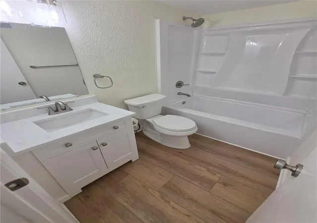 Photo 3 of Single family home for sale at 3647 Bigelow Dr, Holiday, FL 34691 | MLS# R4912027 | Listing updated on 2026-09-18