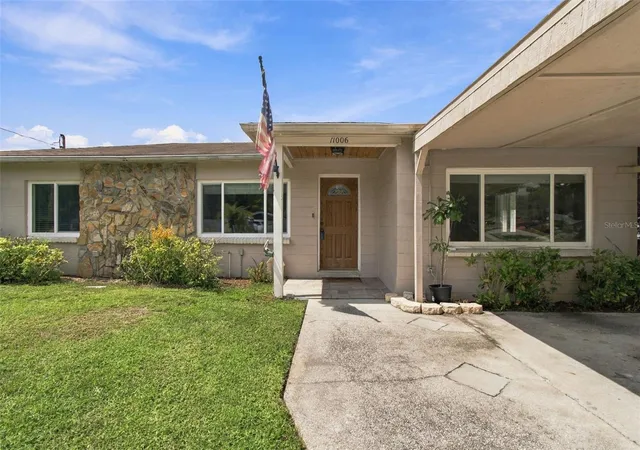 Photo 3 of Single family home for sale at 11006 N Oakleaf Ave, Tampa, FL 33612 | MLS# TB8549812 | Listing updated on 2026-09-18