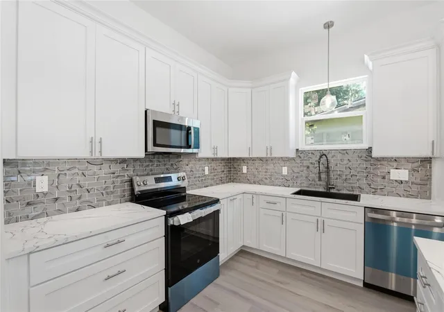Photo 2 of Single family home for sale at 1320 10th Avenue S, Saint Petersburg, FL 33705 | MLS# TB8549817 | Listing updated on 2026-09-18