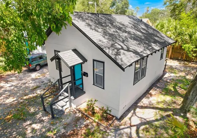 Photo 1 of House for sale at 2518 5th Street S, Saint Petersburg, FL 33705 | MLS# TB8549819 | Listing updated on 2026-10-05