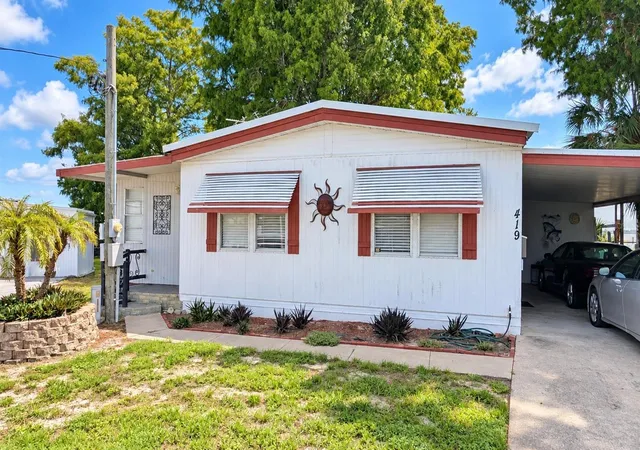 Manufactured home for sale at 419 Sinclair Cir, TAVARES, FL 32778 | MLS# G5117959