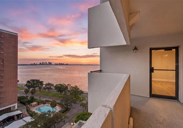 Photo 1 of Condo for sale at 4141 Bayshore Blvd #1106, Tampa, FL 33611 | MLS# TB8549827 | Listing updated on 2026-10-03