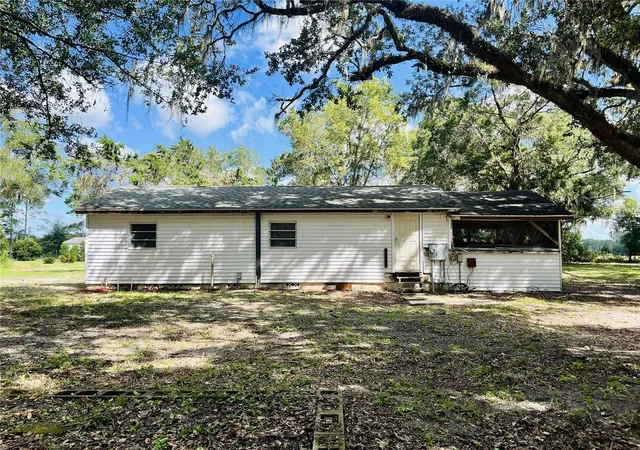 Photo 3 of Single family home for sale at 3324 Taylor Ave, Coleman, FL 33521 | MLS# TB8549832 | Listing updated on 2026-09-19