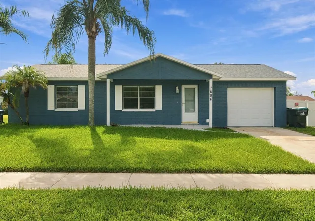Single family home for sale at 7604 Autumn Pines Dr, ORLANDO, FL 32822 | MLS# O6442943