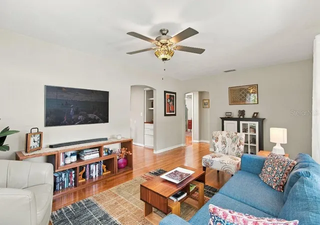 Photo 4 of Single family home for sale at 125 22nd Avenue NE, Saint Petersburg, FL 33704 | MLS# TB8549848 | Listing updated on 2026-09-22