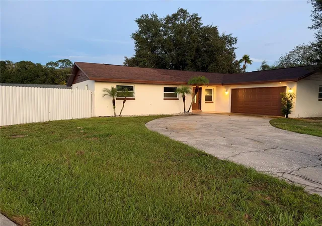 Photo 1 of Single family home for sale at 10647 Regency Ct, Orlando, FL 32825 | MLS# O6442948 | Listing updated on 2026-09-22