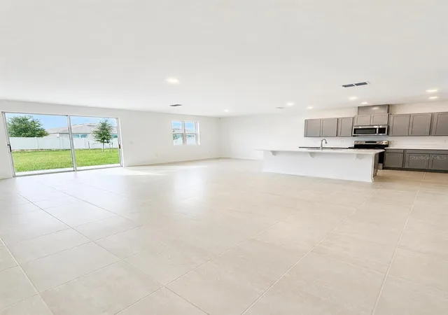 Photo 3 of Single family home for sale at 429 Marion Loop, Haines City, FL 33844 | MLS# O6442949 | Listing updated on 2026-09-18