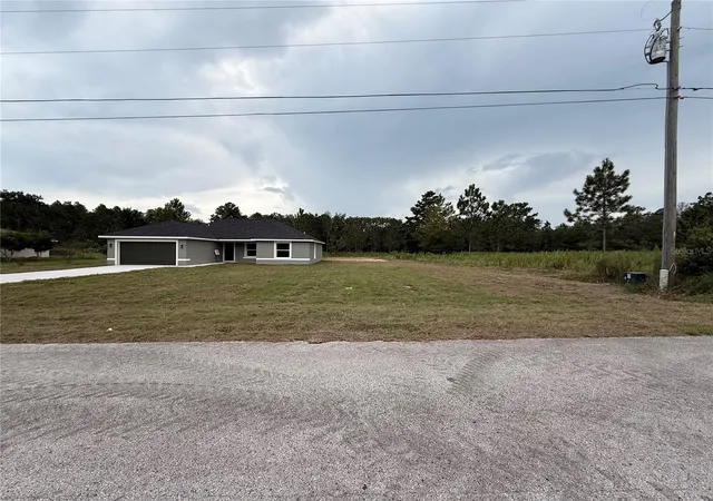 Photo 2 of Single family home for sale at 20452 Sw Cardinal Ave, Dunnellon, FL 34431 | MLS# OM732492 | Listing updated on 2026-10-03
