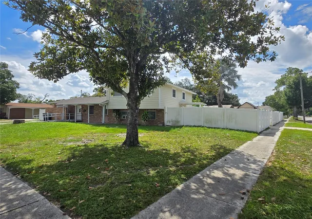 Photo 2 of Single family home for sale at 7710 W Hanna Ave, Tampa, FL 33615 | MLS# TB8549858 | Listing updated on 2026-10-03