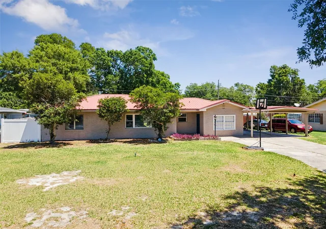 Photo 1 of Single family home for sale at 303 Granada Rd, Auburndale, FL 33823 | MLS# O6442954 | Listing updated on 2026-09-18