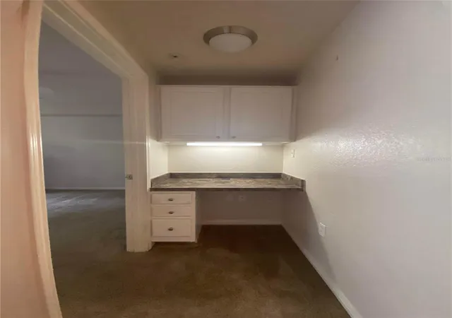 Listing Photo 4 - Condo for sale in building located at 911 N Orange Ave, Orlando, FL 32801 - Unit #235