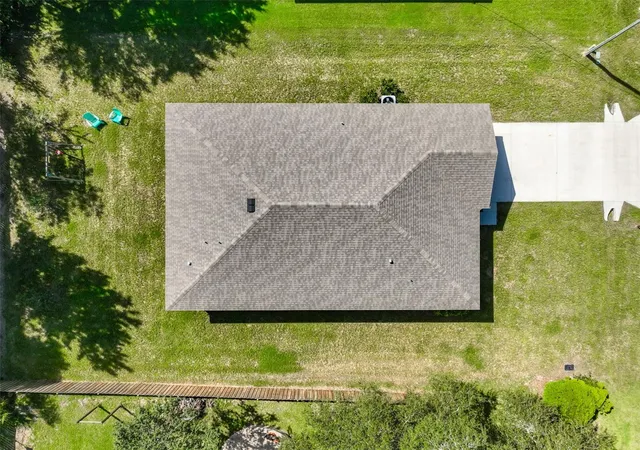 Photo 4 of Single family home for sale at 25 Ferndale Ln, Palm Coast, FL 32137 | MLS# FC321547 | Listing updated on 2026-10-01