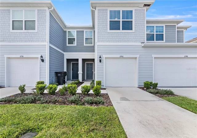Photo 2 of Townhouse for sale at 2742 Fetching Trl, Davenport, FL 33896 | MLS# O6442961 | Listing updated on 2026-09-18